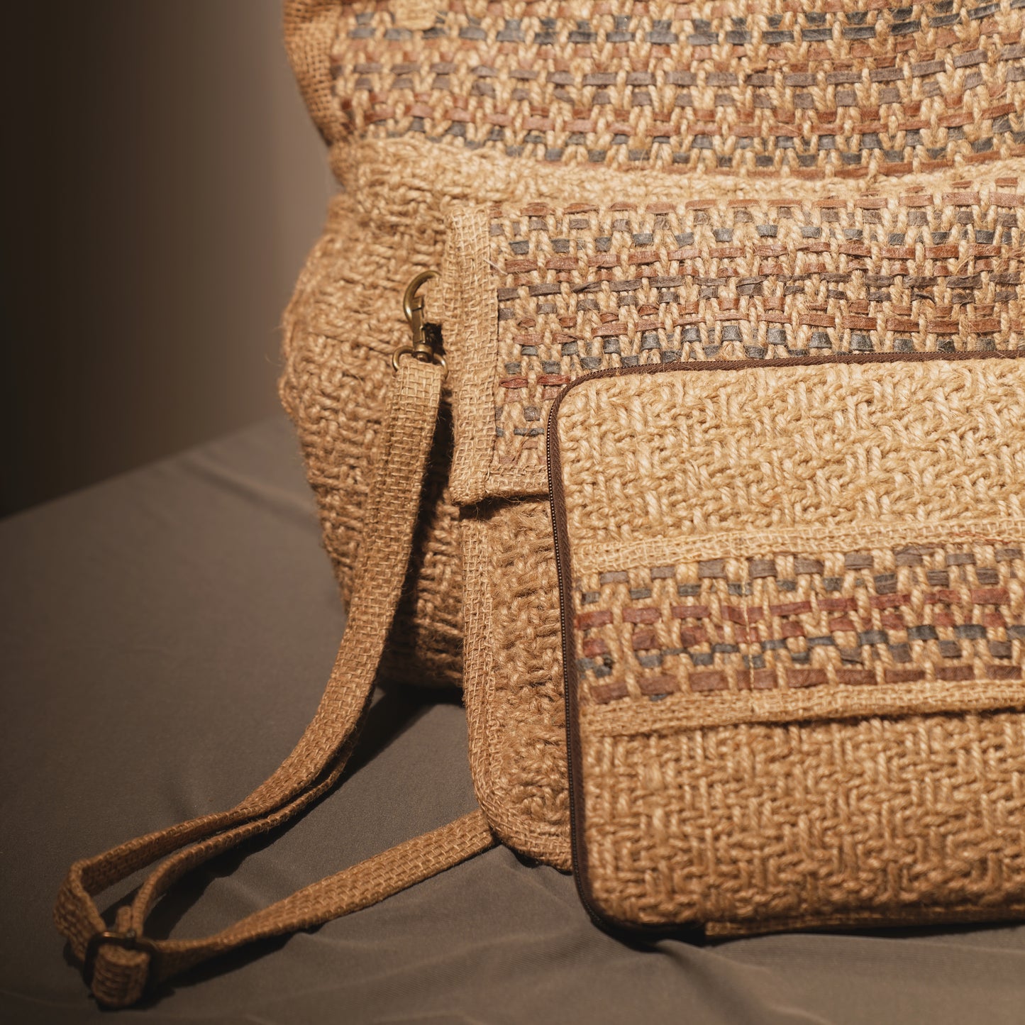 Handwoven Jute Laptop Sleeve – Classic Weave